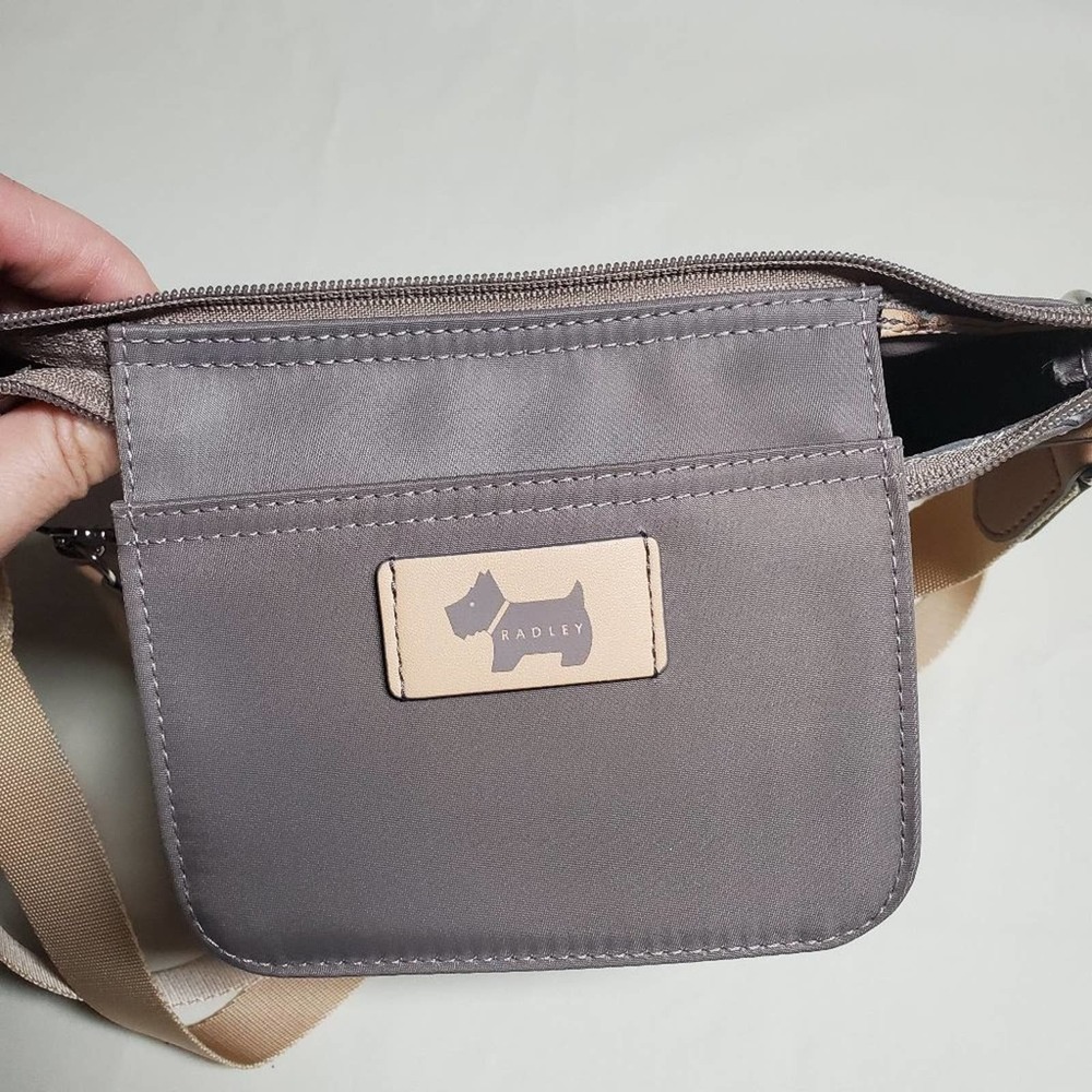 Radley London Pocket Essentials Nylon Adjustable Crossbody in Willow - Picture 8 of 13